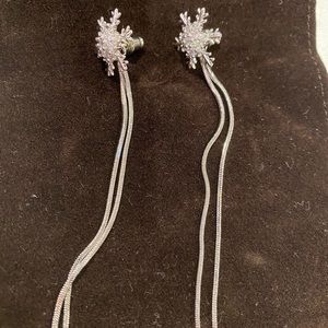 Snow flake earring
